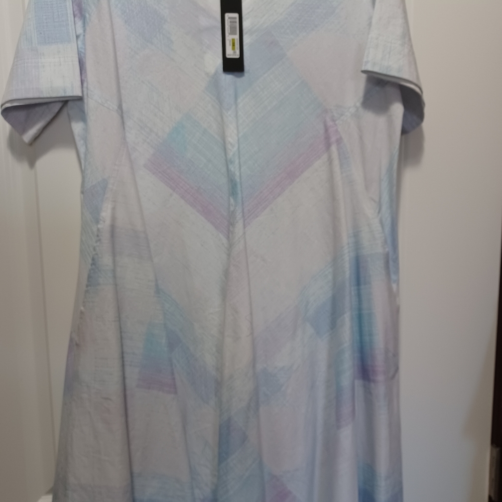 Dress - Picture 5 of 7